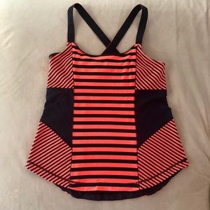 Lululemon workout top